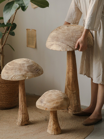 Drvena ukrasna skulptura gljive za vanjsku upotrebu, podna velika figura u stilu wabi-sabi