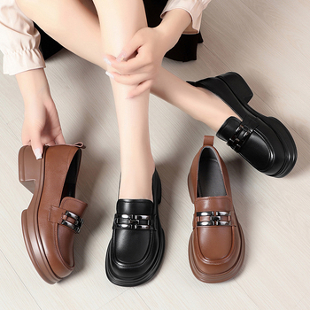 Női bőr platformos loaferek – kerek orrú, slip-on, puha talpú