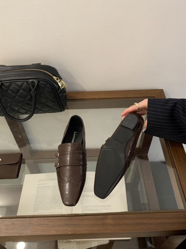 Női barna francia stílusú alacsony sarkú loafers, négyzetes orr