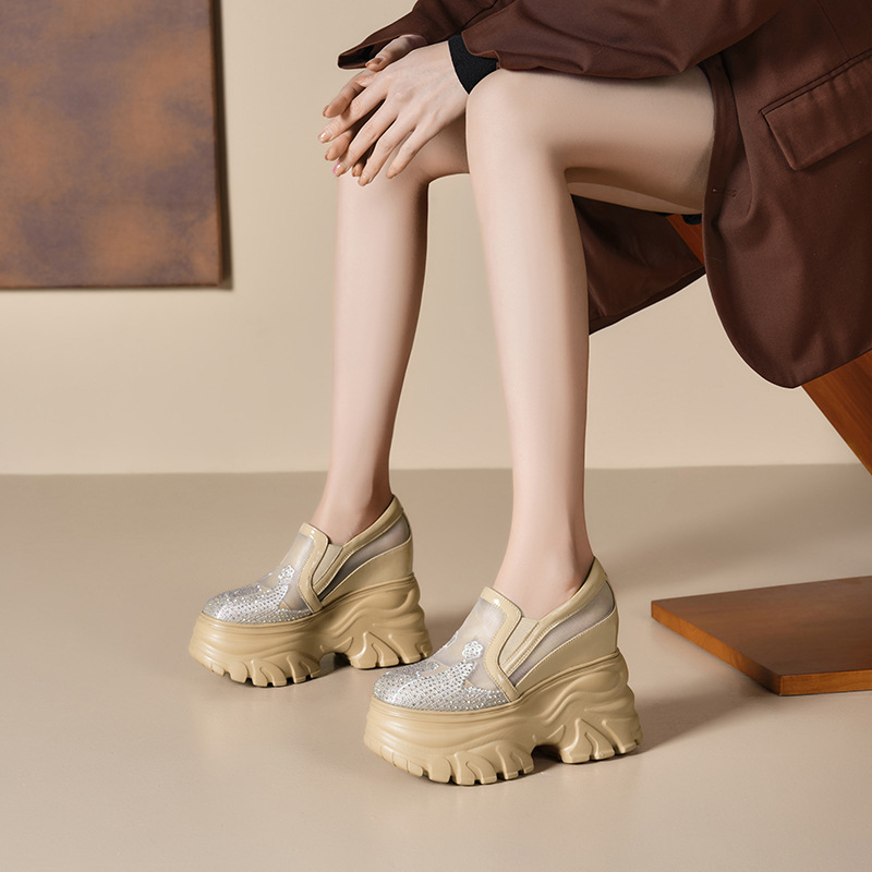 Ženske loaferice s platformom od 12 cm, prozračni mrežasti gornji dio, prirodna koža, slip-on dizajn s izrezima