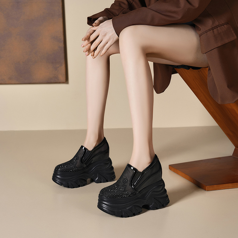 Ženske loaferice s platformom od 12 cm, prozračni mrežasti gornji dio, prirodna koža, slip-on dizajn s izrezima