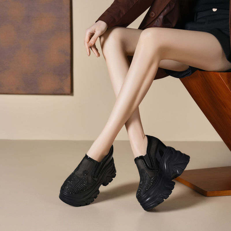 Ženske loaferice s platformom od 12 cm, prozračni mrežasti gornji dio, prirodna koža, slip-on dizajn s izrezima