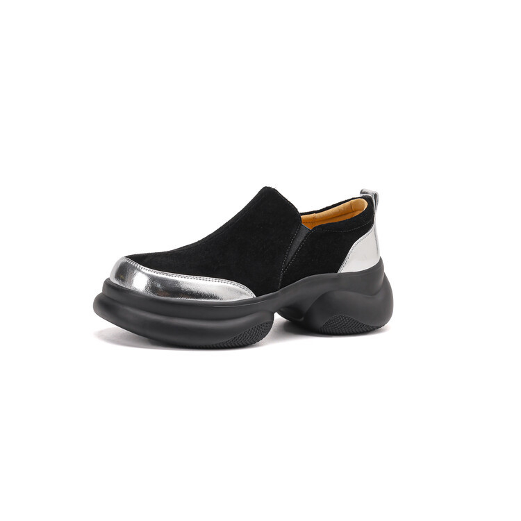 Női báránybőr loaferek, brit stílusú, platformos, ezüst színű, slip-on