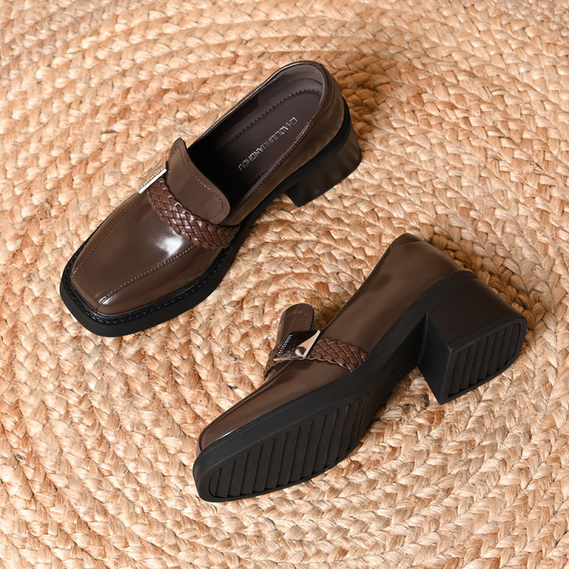 Loafers pentru femei în stil britanic vintage, vârf pătrat, toc mediu, decor țesut și cataramă, slip-on.