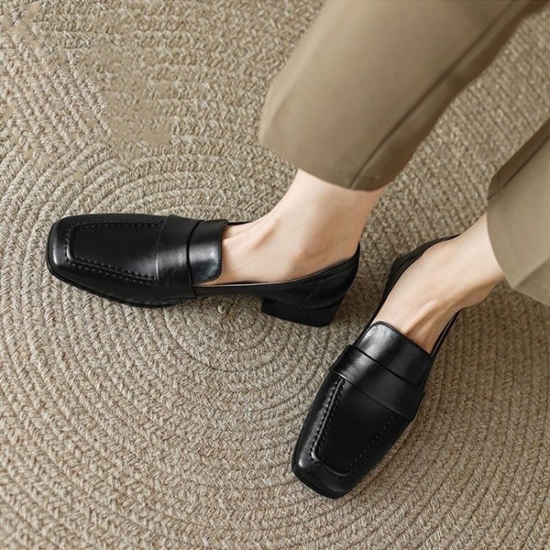 Ženski loaferi s kvadratnim vrhom, plitki otvor, slip-on, britanski stil, udobne svakodnevne cipele, 2026 proljeće–jesen
