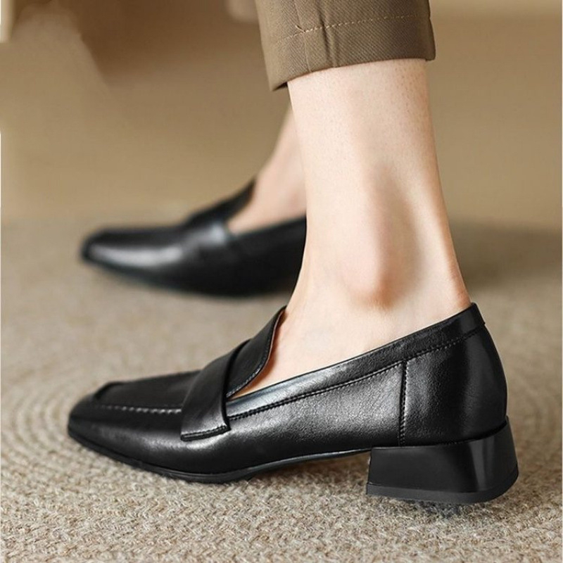 Ženski loaferi s kvadratnim vrhom, plitki otvor, slip-on, britanski stil, udobne svakodnevne cipele, 2026 proljeće–jesen