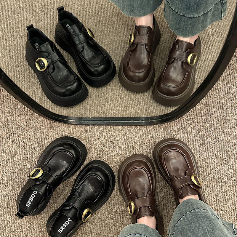 Női vastag talpú bőr loaferek, brit stílus, fekete, slip-on, 2025 tavasz–ősz