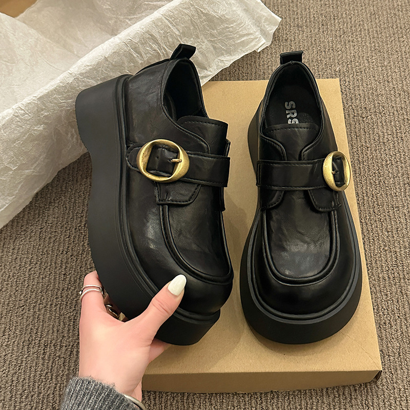 Női vastag talpú bőr loaferek, brit stílus, fekete, slip-on, 2025 tavasz–ősz