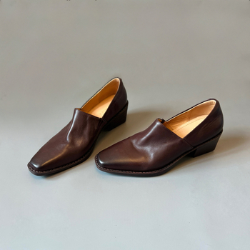 Női slip-on loaferek négyszögletes orral és vastag sarokkal, retro stílusú PU-bőr