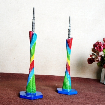 Aluminijski model Guangzhou Tower Yaosha — nova, precizno izrađena dekorativna figura Canton Tower, u četiri verzije