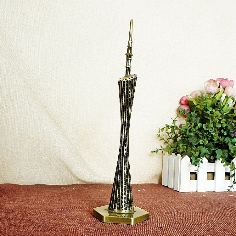 Aluminijski model Guangzhou Tower Yaosha — nova, precizno izrađena dekorativna figura Canton Tower, u četiri verzije