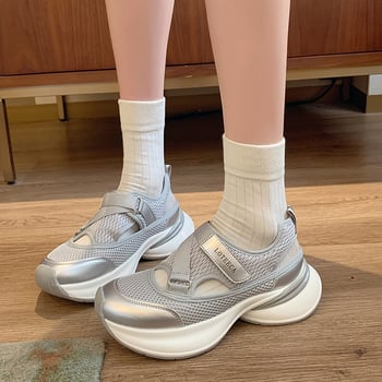 Ženske outdoor sandale za sport, ljeto 2025, novi model, perforirani gornji dio, debeli potplat, moderan stil