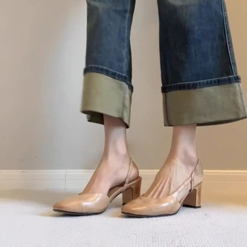 Ženske slip-on sandale sa srednjom petom, okruglom vrhom, stražnjim remenom, gornji dio od mikrovlakna, francuski retro umjetnički stil