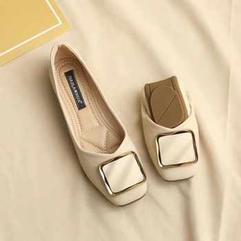 Női lapos talpú loafer cipő, tavasz 2026 új modell, slip-on kényelmes hétköznapi lábbeli, francia stílusú puha talp