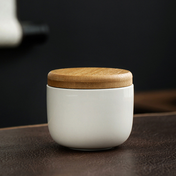 Cutie ceramică mini cilindrică pentru ceai cu capac din bambus – etanșă, portabilă pentru depozitare ceai și fructe uscate