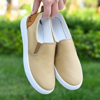 Muške platnene tenisice za proljeće – Old Beijing stil, ravne Slip-On, lagane i prozračne za svakodnevno nošenje