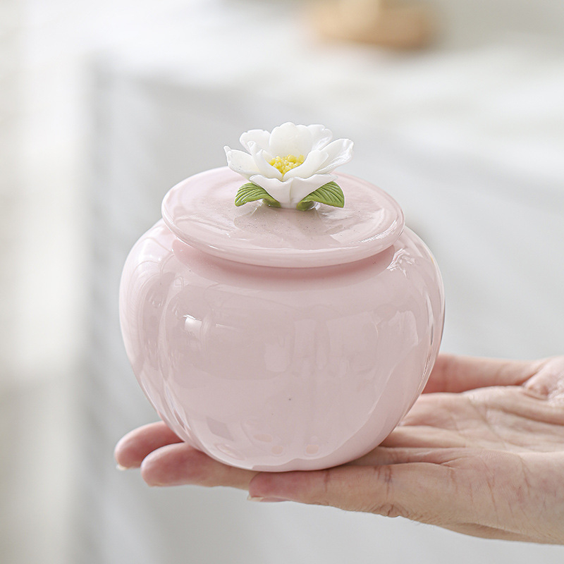 Recipient ceramic pentru ceai, lucrat manual, cu design floral, etanș, compact și portabil