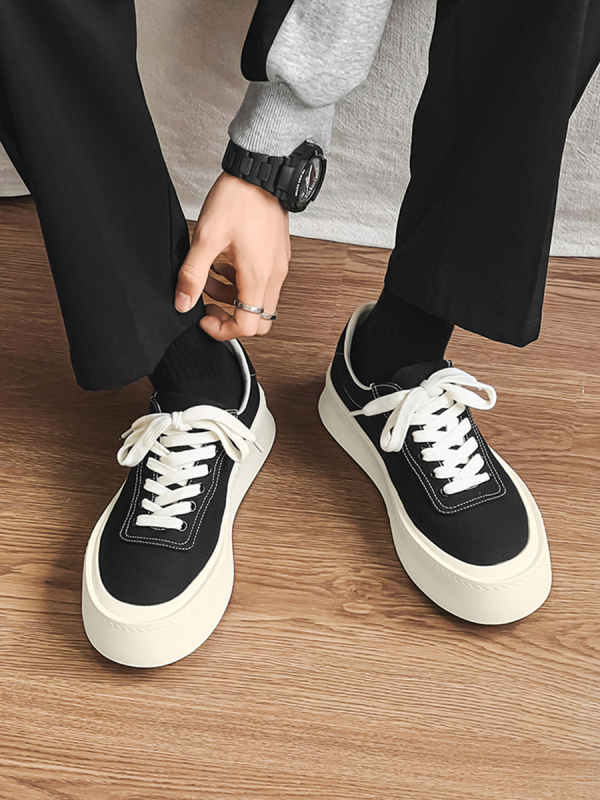 Férfi cipők 2025 — őszies, lélegző vászon sneaker, sokoldalú, vastag talpú