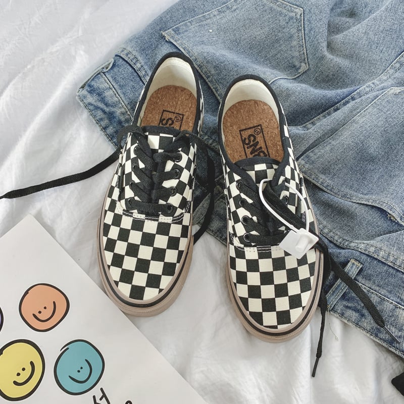 Bež platnene tenisice s kariranim uzorkom - unisex, niski profil, vezanje, hongkonški stil, svakodnevne tenisice za skateboard