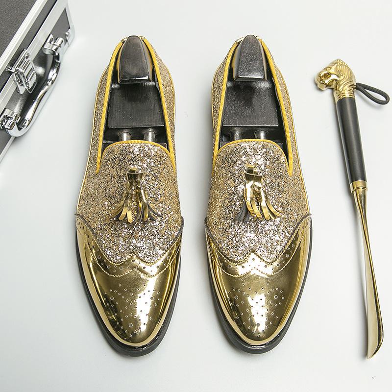 Férfi slip-on bőrcipő hegyes orral, brog-stílusú üzleti-casual megjelenés, brit penny loafer puha talppal