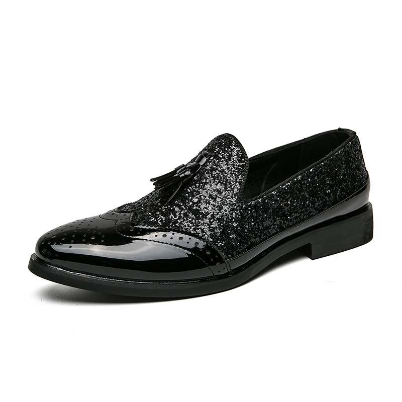 Férfi slip-on bőrcipő hegyes orral, brog-stílusú üzleti-casual megjelenés, brit penny loafer puha talppal