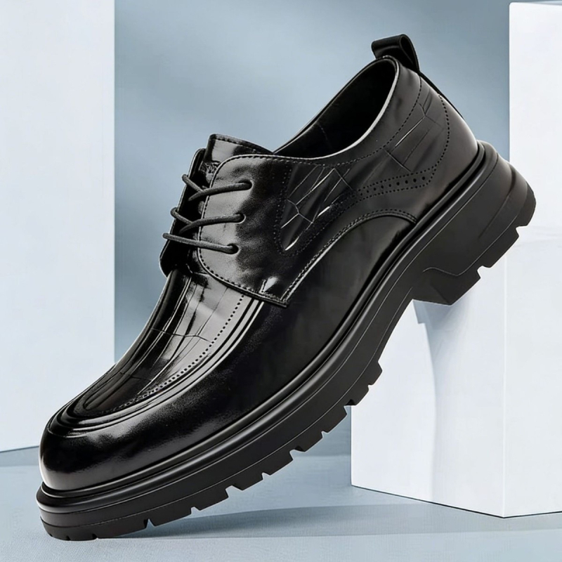 Férfi brogue bőrcipő, puha bőr, lélegző, retro casual stílusú, brit stílusú üzleti-formal bőrcipő, vőlegény cipő