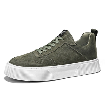 Мъжки пролетни обувки 2025 с дишаща мека подметка и цветни панели, board shoes за ежедневието