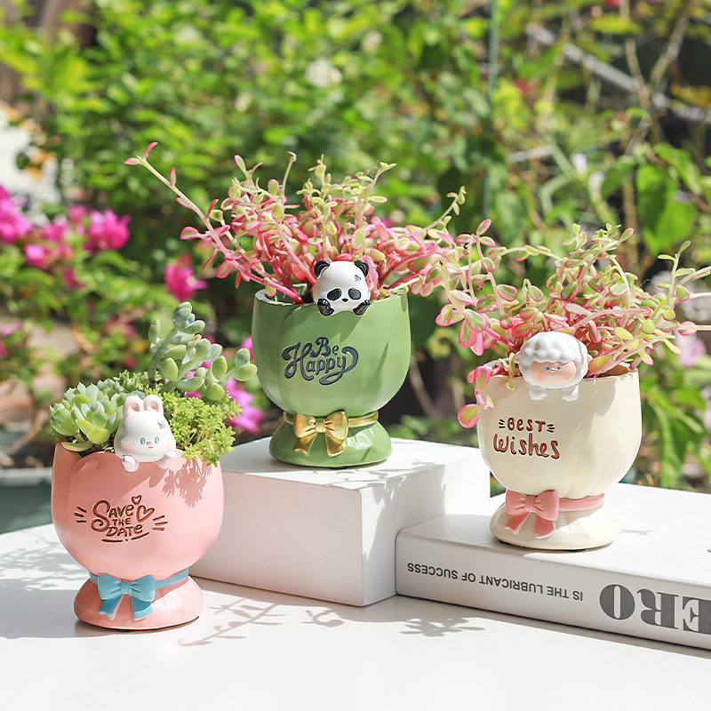 Panda din rășină – ghiveci pentru suculente, suport pentru pixuri, decor pentru birou și sufragerie