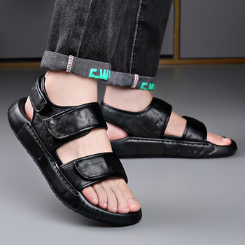 Férfi nyári strandpapucs, sokoldalú, kényelmes és lélegző, első réteg marhabőrből, könnyű habtalp, Velcro-záras slip-on