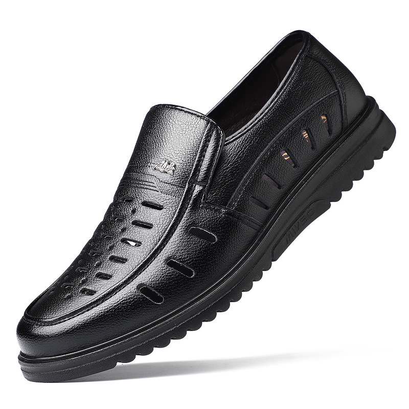 Fehér bőrszandálok férfiaknak, nyári, légáteresztő, perforált slip-on