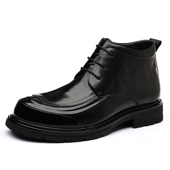 Első réteg tehénbőr téli férfi magas szárú cipő, elegáns fűzős kialakítás, fleece bélés, vastag és meleg.