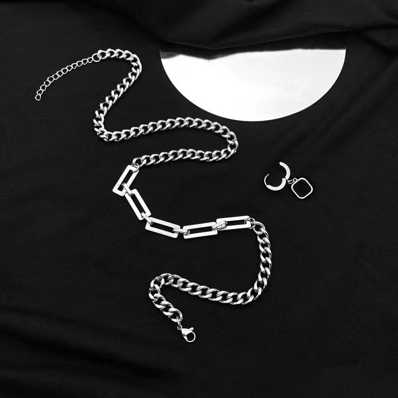 Unisex ogrlica od titan čelika s geometrijskim privjeskom, minimalistički dizajn, otporna na izblijedivanje, duljina 41–50 cm