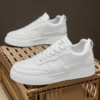 Új, pluszméretű férfi mindennapi sneaker Koreai stílusban – fehér bőr paneles felsőrész, vastag talppal