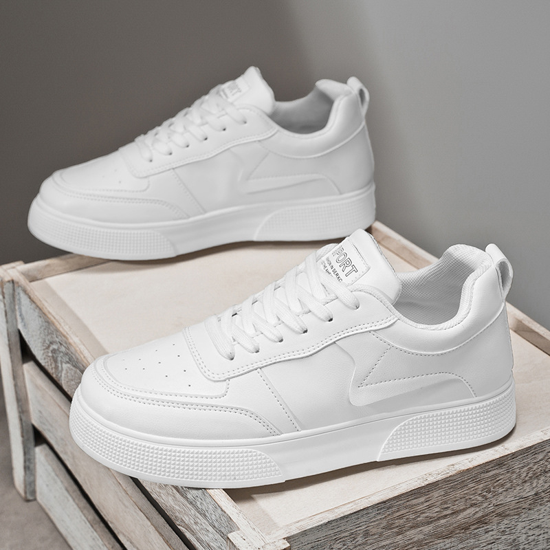 Új, pluszméretű férfi mindennapi sneaker Koreai stílusban – fehér bőr paneles felsőrész, vastag talppal