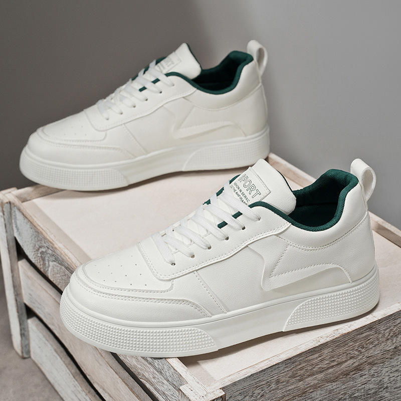 Új, pluszméretű férfi mindennapi sneaker Koreai stílusban – fehér bőr paneles felsőrész, vastag talppal