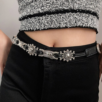 Curea din piele gravată în stil american retro, cu lanț de talie – accesoriu elegant și versatil pentru jeanși