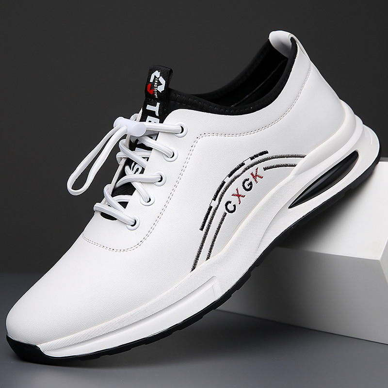 Tavaszi férfi bőrcipő, lélegző, hétköznapi sportcipő slip-on, puha talppal, csúszásmentes, fehér