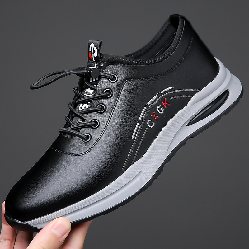 Tavaszi férfi bőrcipő, lélegző, hétköznapi sportcipő slip-on, puha talppal, csúszásmentes, fehér