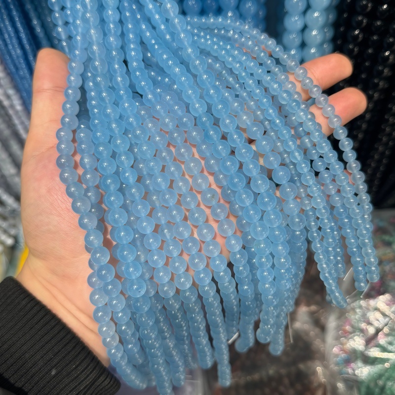 Akvamarin chalcedon slobodne perle – plave kružne perle od chalcedona za DIY nakit, komponente za narukvice i ogrlice