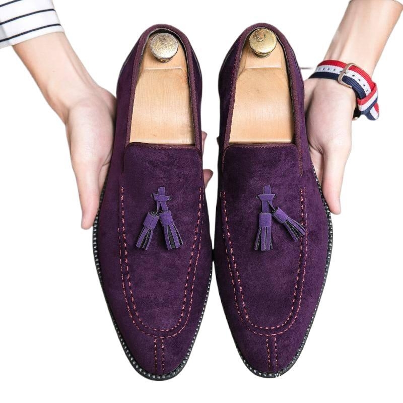 Pluszméretű üzleti formális bőrcipő velúr felülettel, alacsony felsőrésszel, slip-on bojtokkal, mindennapi férfi cipő