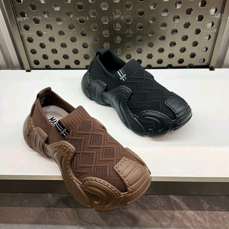 Pantofi sport pentru bărbați, cu partea superioară din plasă respirantă, slip-on, ușori și versatili, talpă groasă