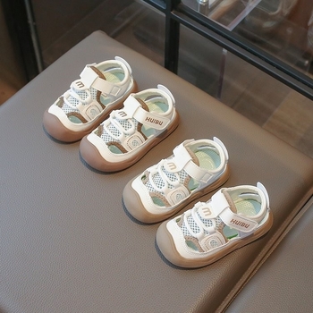 Unisex cipele za bebe i malu djecu, ljeto 2026 — mekana potplata, zatvoren prst, prozračni mrežasti gornji dio, Velcro zatvarač, sandale za plažu