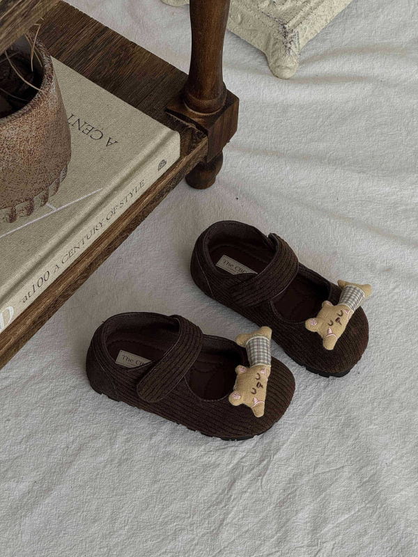 XSHX Aranyos kézzel készített Mary Jane cipők lányoknak, koreai stílusú, Velcro-zárás, széles orr, retró korduró