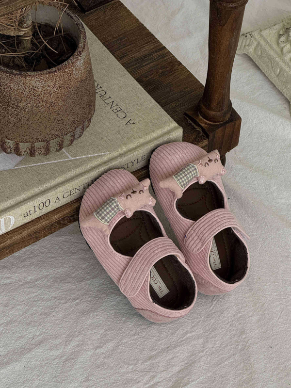 XSHX Aranyos kézzel készített Mary Jane cipők lányoknak, koreai stílusú, Velcro-zárás, széles orr, retró korduró