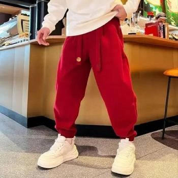 Férfi téli sportos-casual nadrág fleece-béléssel, állítható húzózsinórral és keskeny mandzsettával