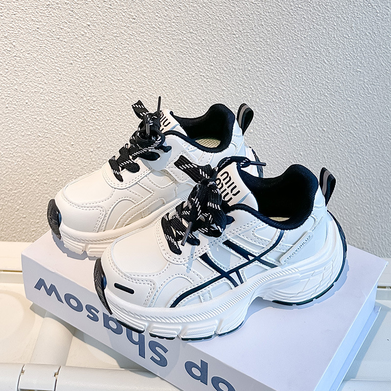 Dječje tenisice za sport s mekanom potplatom, stil dad sneakers, proljeće–jesen 2026, bijele svakodnevne trkačke tenisice za djecu 4–12 godina