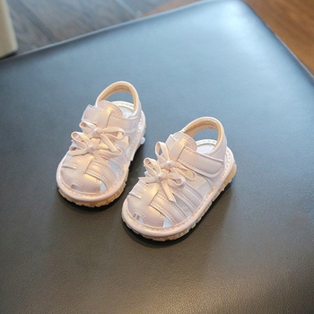 Ljetnje nove cipele za bebe – cipele za hodanje sa zatvorenim prstom, stil princeze, piskave, otporne na habanje i protuklizne za vanjsku upotrebu