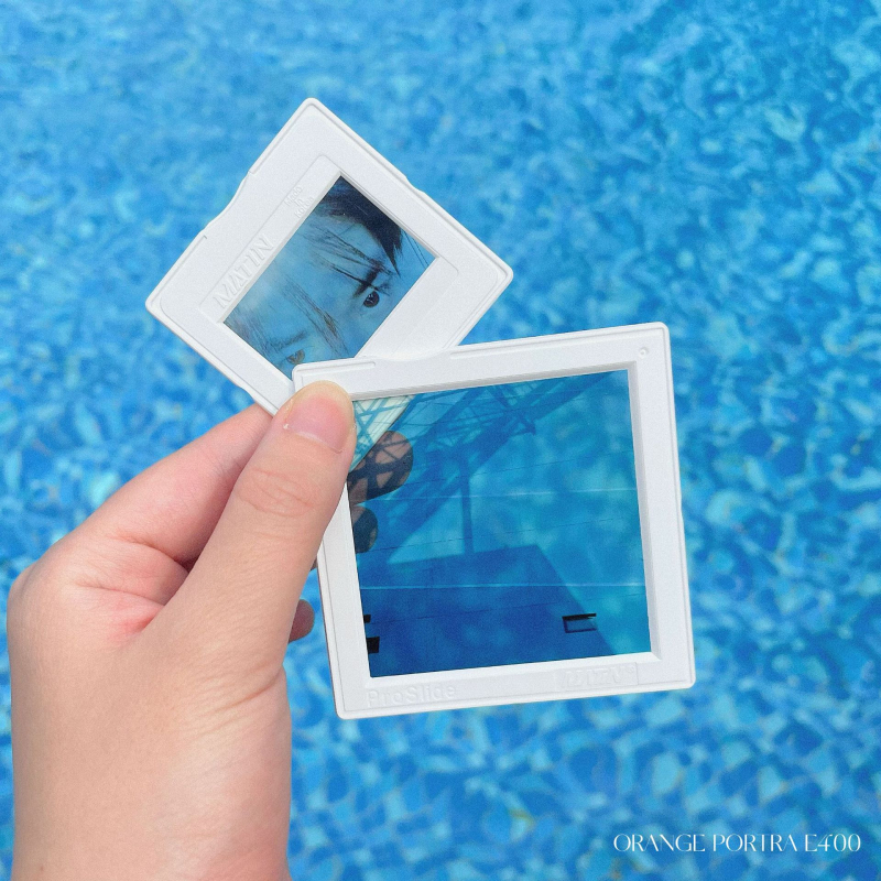 Card creativ din film – pandantiv lucrat manual, cu card Polaroid transparent pentru fanii idolului