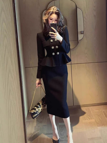 Zimski ženski komplet s crnim sakom i midi suknjom, elegantan gradski stil