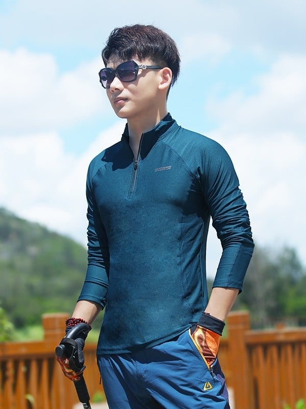 Мъжка лека спортна тениска за открито, еластична и бързосъхнеща, тънка Slim-fit, със стойка яка, за катерене, походи и бягане през лятото
